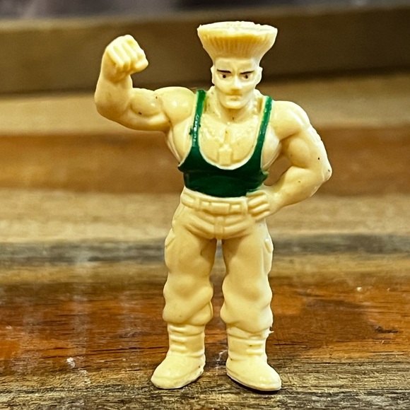 Vintage Mini Street Fighter Figures Vending Machine Rubber Lot of 4 size 1.5” - Picture 7 of 8